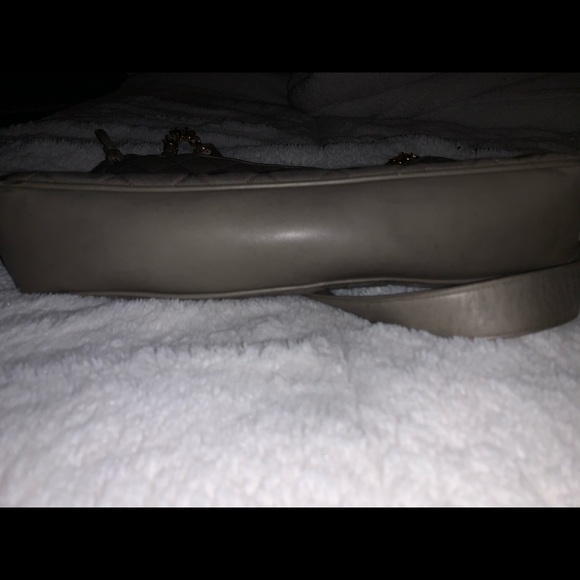 @SOLD@CHANEL Shoulder Bag additional pictures - Picture 2 of 2